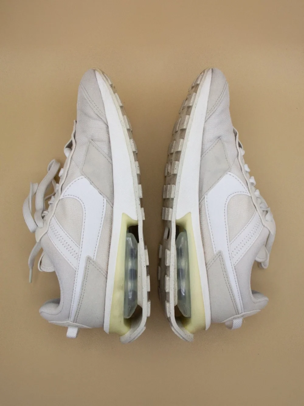 Nike Air Max Pre-Day Phantom Light Bone Athletic Shoes DM8259-001 Women's Size 8